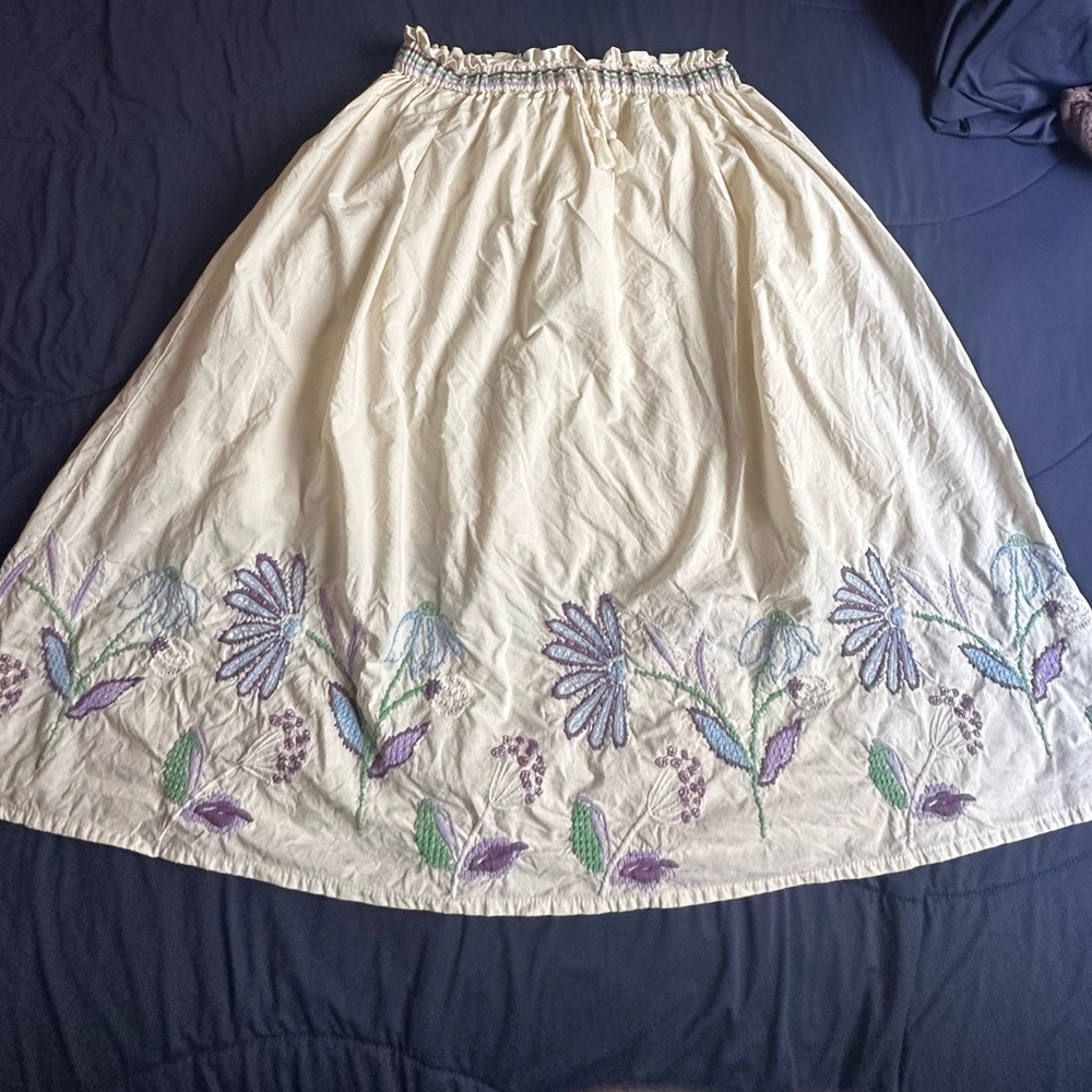 ZARA Kids Embroidered Floral Cream Skirt